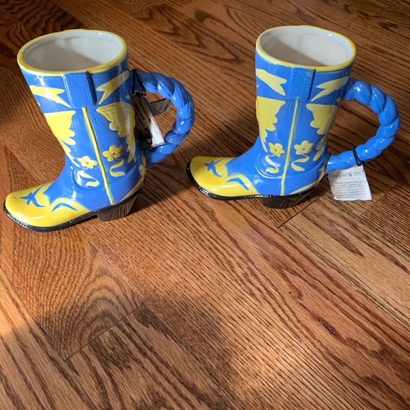 BRAND NEW AMERICAN LEGACY DECORATIVE BOOT/MUG - Picture 2 of 4